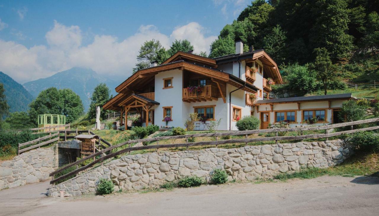 Agriturismo Dalla Natura La Salute Giustino Eksteriør bilde